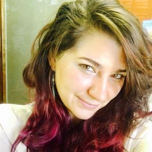 Meet your Posher, Sonia elisa